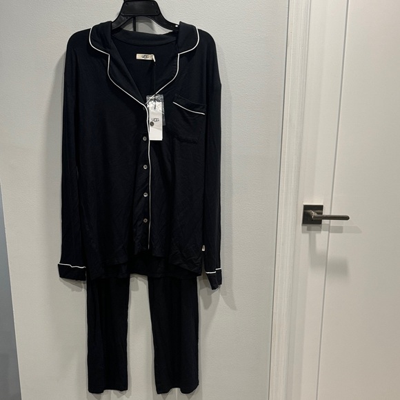 UGG Other - UGG Black Pajama Top with White Piping